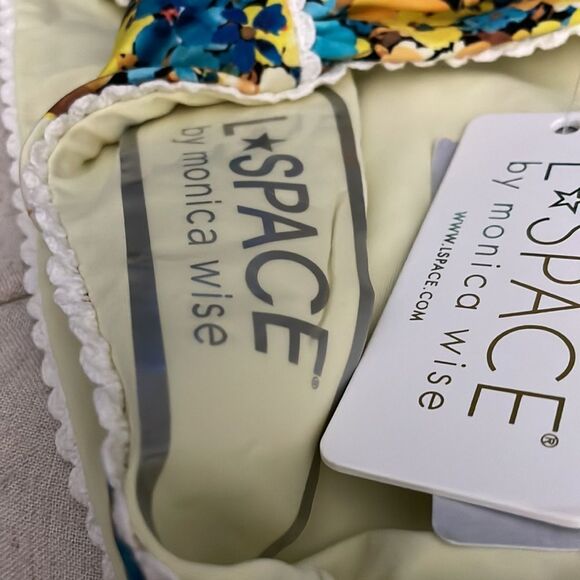 6 LSpace Gizelle Top & Cheeky Bottom Revolve NWT Izzy’s Too Retail 378.00 - Picture 8 of 11